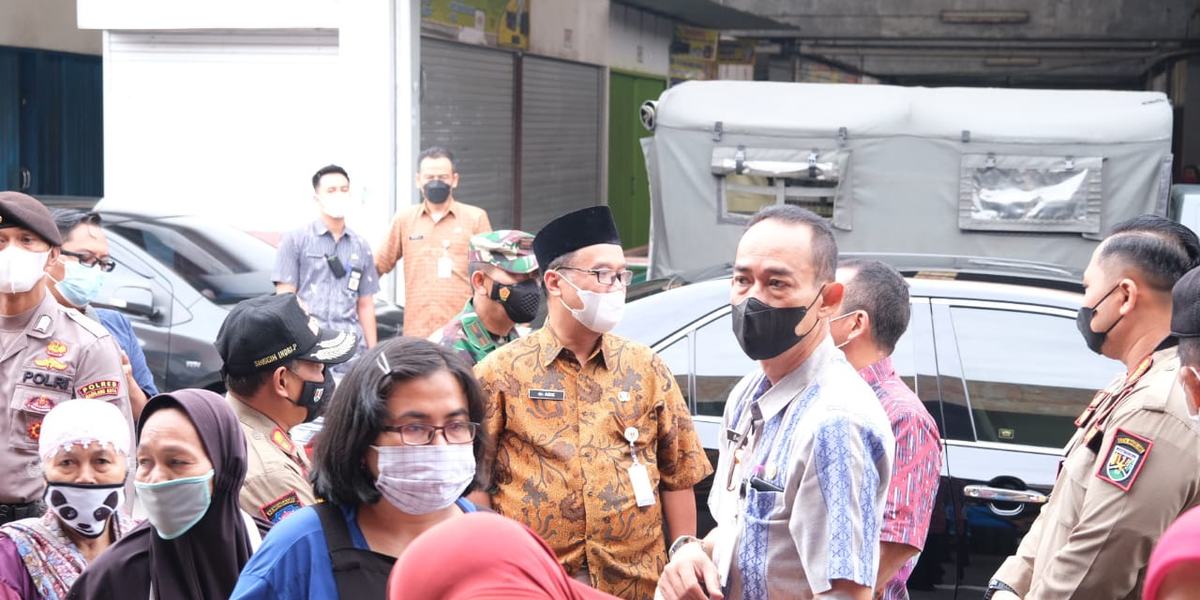 Pemerintah Gelar Operasi Pasar Minyak Goreng di Kota Magelang