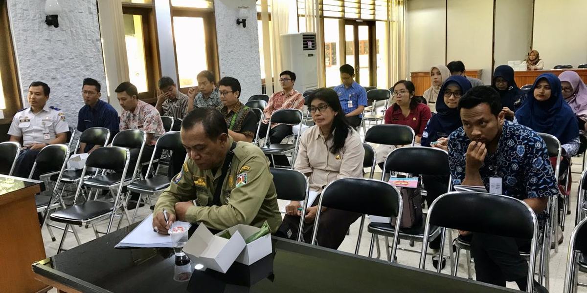 BIDANG TI DISKOMINSTA MELAKSANAKAN RAPAT KOORDINASI DAN EVALUASI TIM PENGELOLA WEBSITE KOTA MAGELANG