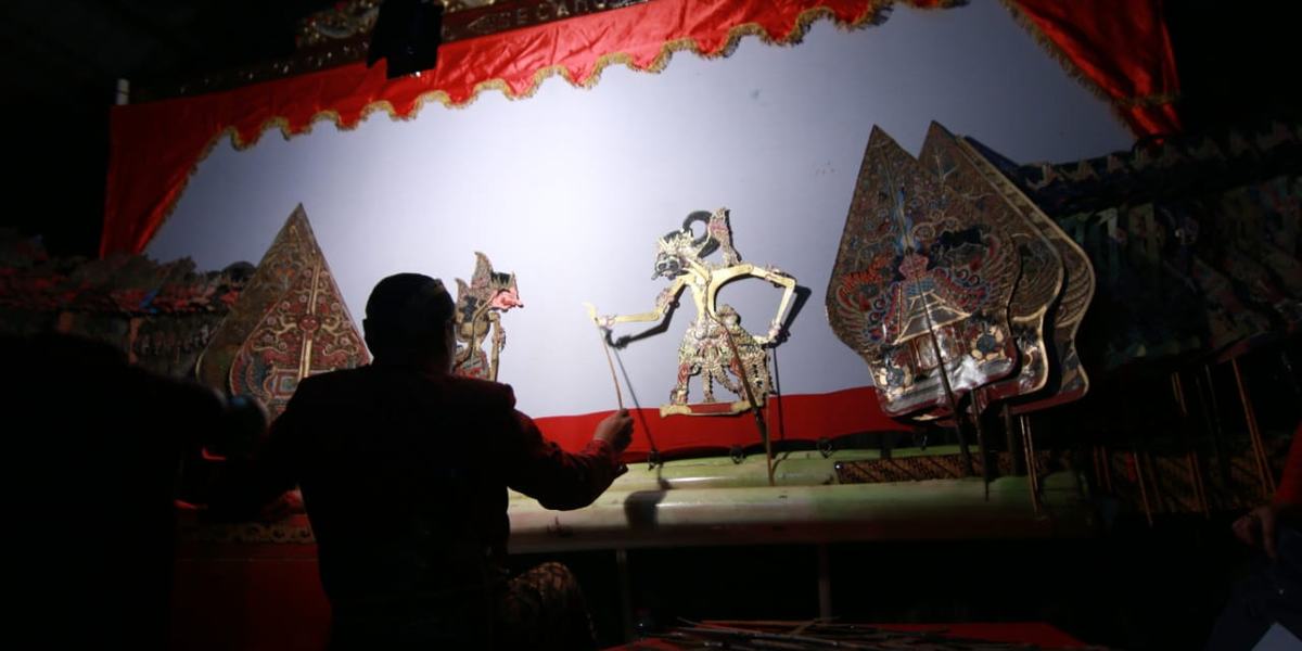 PEMKOT MAGELANG EDUKASI PROTOKOL KESEHATAN MELALUI PAGELARAN WAYANG KULIT VIRTUAL