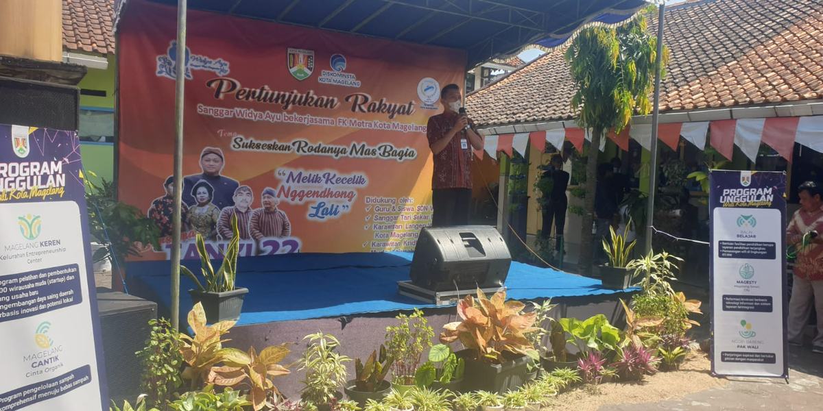 Sosialisasi Program Unggulan Wali Kota Magelang melalui Pertunjukan Rakyat