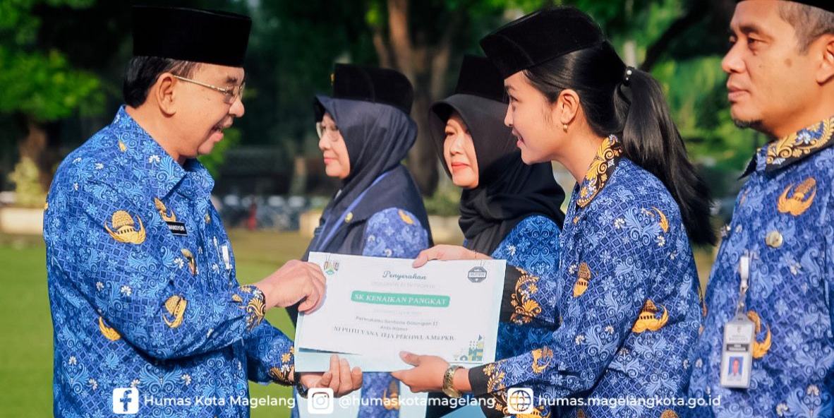 Wakil Wali Kota Magelang Serahkan SK Kenaikan Pangkat 273 PNS