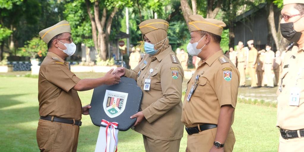 Pemkot Magelang Serahkan Bantuan 3 Unit Mobil Siaga Untuk Kecamatan