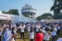 Ratusan Warga Meriahkan Senam Hari Koperasi Nasional ke-79 di Alun-alun Magelang