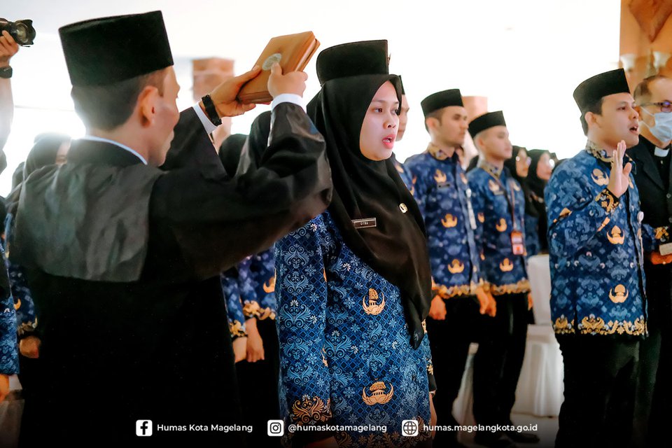 sumpah pns