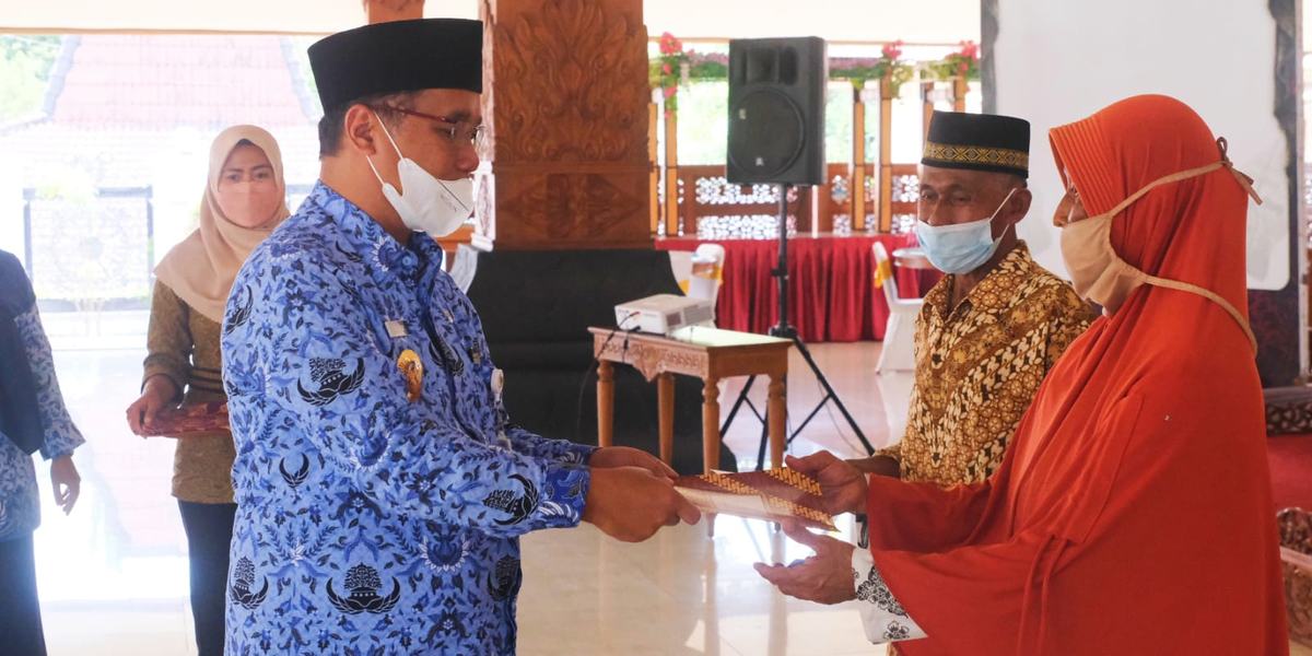 15 UMKM Kota Magelang Terima Bantuan Modal Senilai Total Rp 33 juta