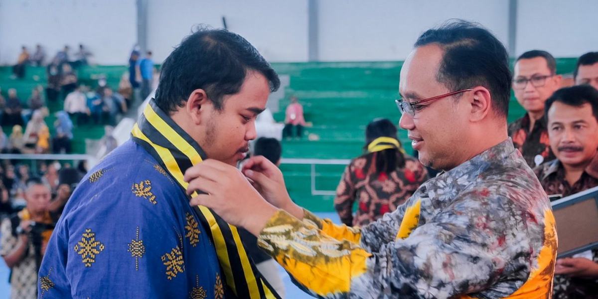Wali Kota Magelang Wisuda 500 Wirausaha Baru
